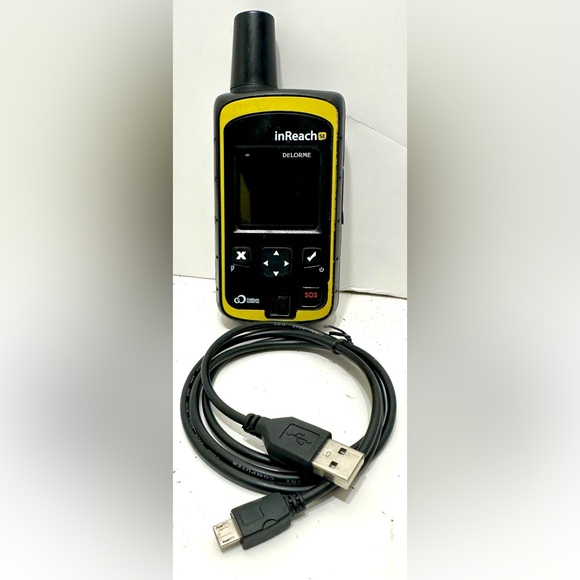 DeLorme inReach SE Satellite Communicator Model INRCH20 Handheld GPS Transmitter - Picture 1 of 11